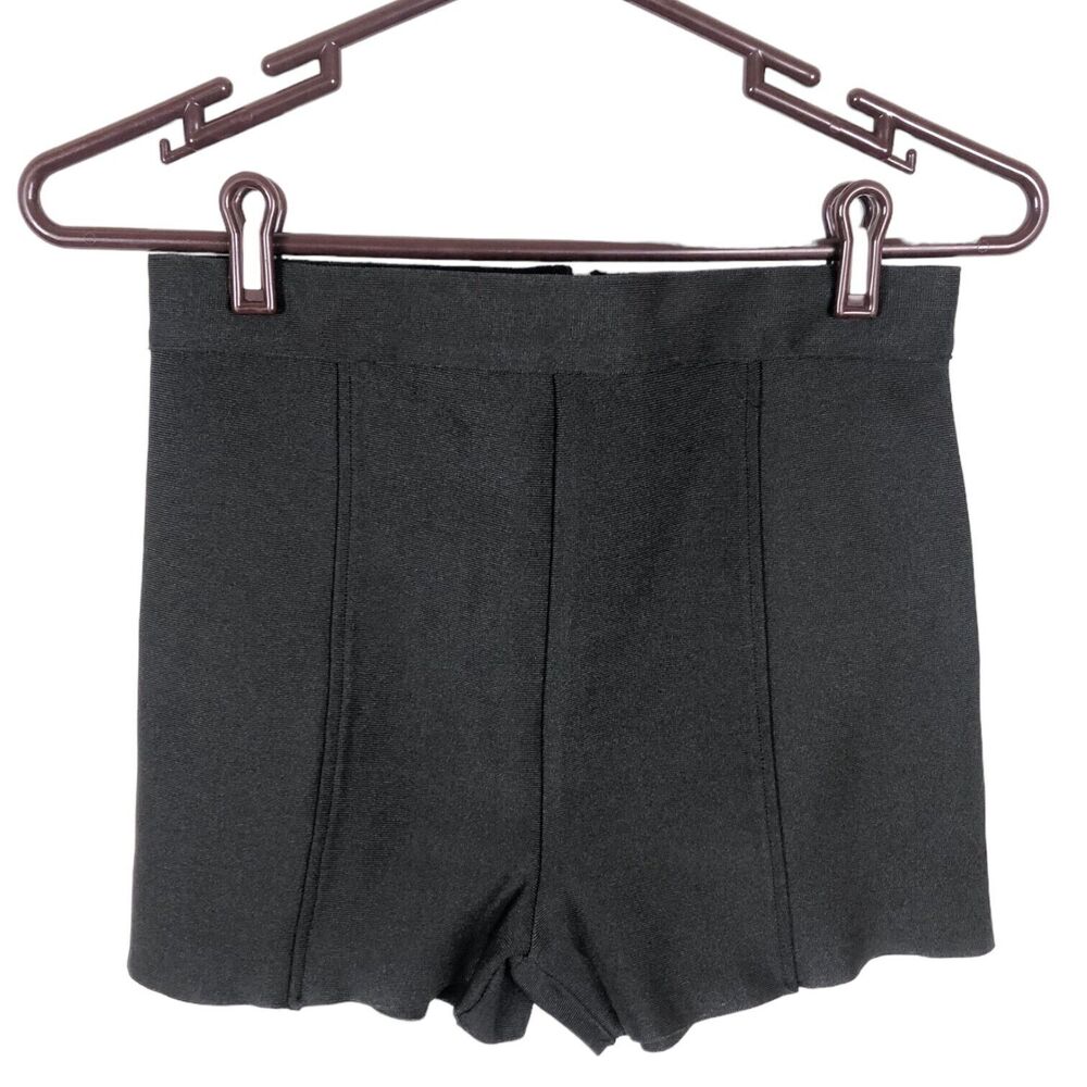 Akira Chicago Red Label Black Knit High Rise Shorts Women's Size Medium